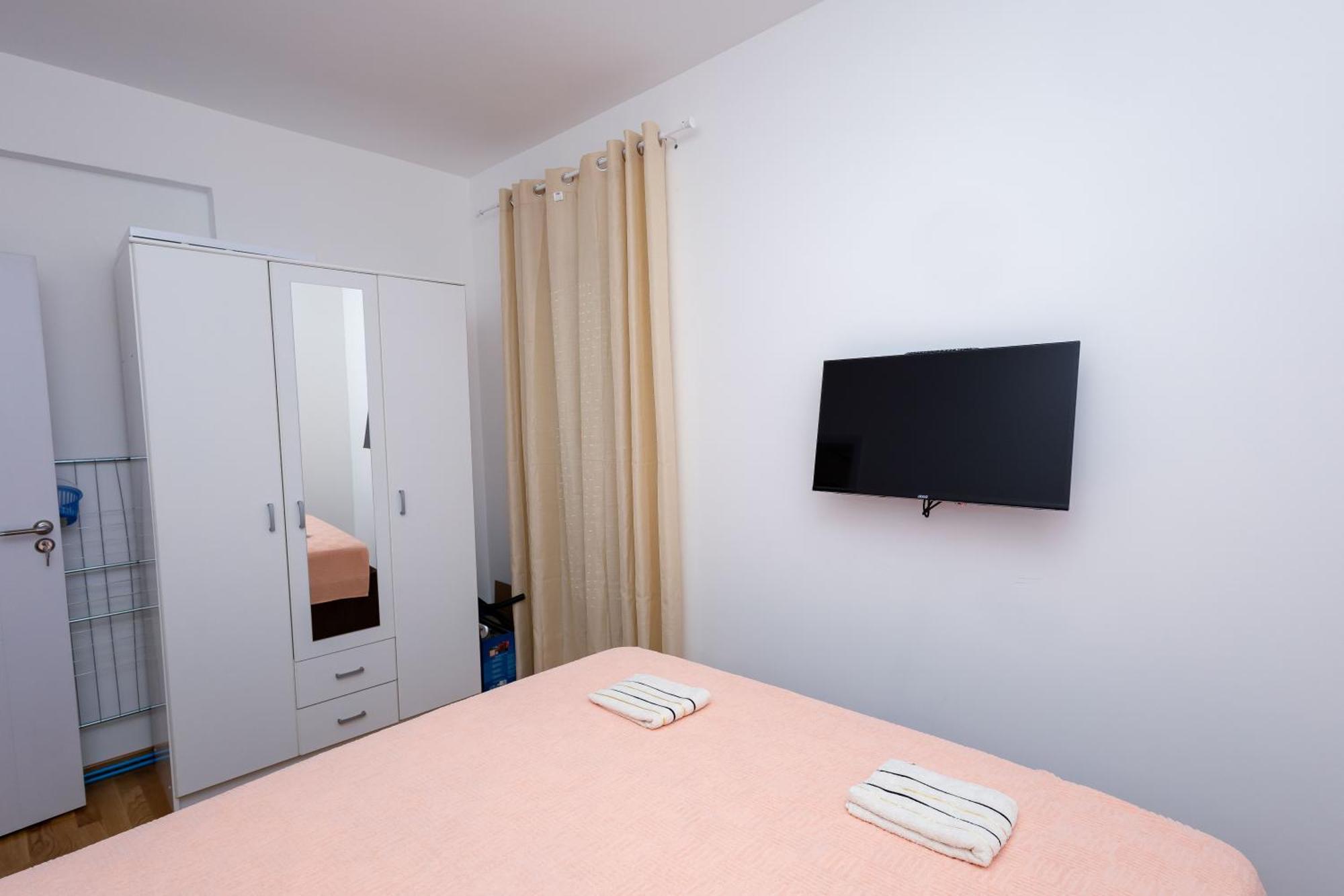 Elegant Escape Podgorica Apartman Kültér fotó