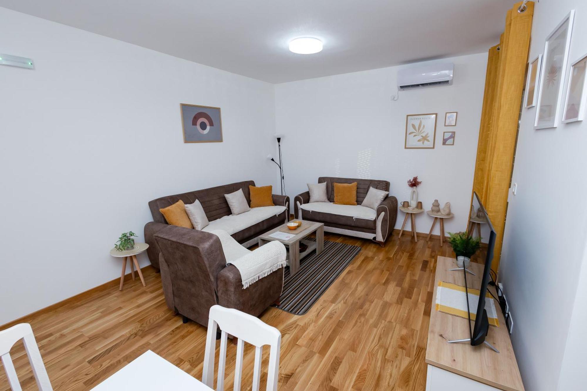 Elegant Escape Podgorica Apartman Kültér fotó